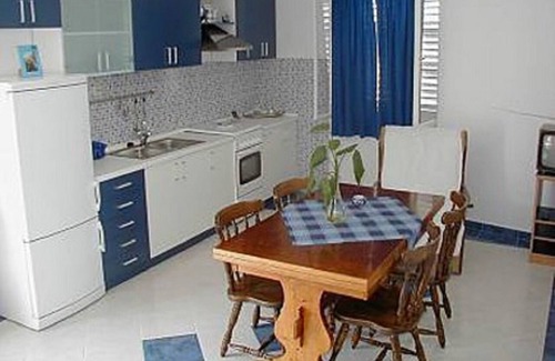 Sutivan Apartment | Apartment Miva - 60m from the sea: - Sutivan, Island Brac, Croatia