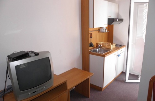 Vir Apartment | Apartment Monika - 10m from sea: A8(4+2) - Vir, Zadar riviera, Croatia