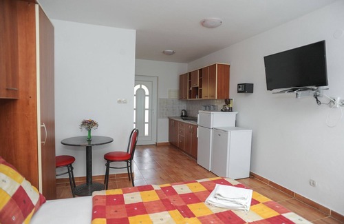 Caska Apartment | Apartment NATALI - with swimming pool SA7(2) - Novalja, Island Pag, Croatia