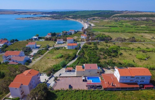 Caska Apartment | Apartment NATALI - with swimming pool SA4(2+2) - Novalja, Island Pag, Croatia