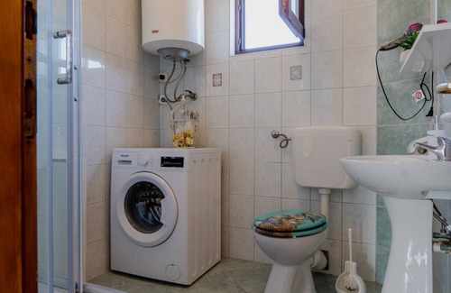 Vrsi Apartment | Apartment Nenad - with pool; A2(4+1) - Vrsi, Zadar riviera, Croatia