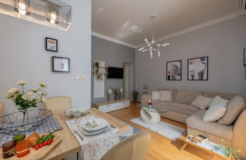 Pula Apartment | Apartment Next To Amphitheatre