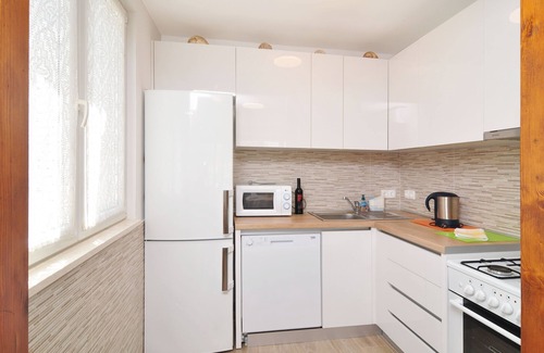 Seget Apartment | Apartment on the beach Zoranka