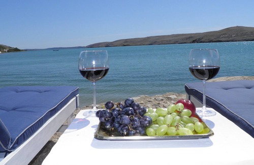 Dinjiska Apartment | Apartment Perla 3-island Pag seafront