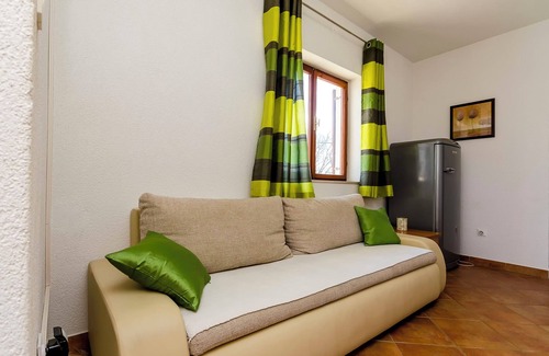 Okrug Gornji Apartment | Apartment Piveta (24451-A1) - Okrug Gornji (Ciovo)