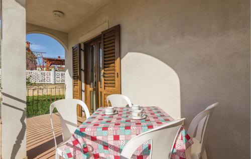 Vrvari Apartment | Apartment Porec 04