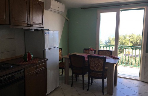Stomorska Apartment | Apartment Rina - with pool : A2(2+2) - Stomorska, Island Solta, Croatia