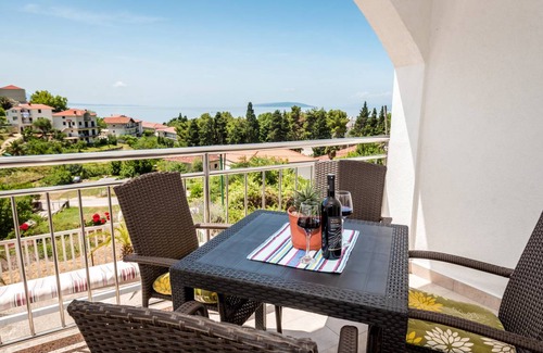 Gradac Apartment | Apartment Robert