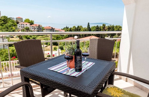 Gradac Apartment | Apartment Robert