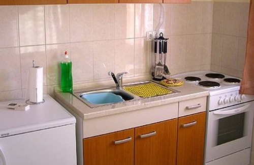 Slatine Apartment | Apartment Stipan - 80 m from sea : A3(2) - Slatine, Island Ciovo, Croatia