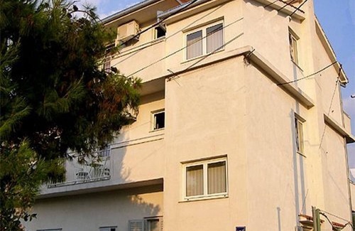 Slatine Apartment | Apartment Stipan - 80 m from sea : A2(2+2) - Slatine, Island Ciovo, Croatia
