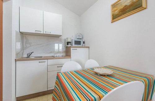 Stranici kod Nove Vasi Apartment | Apartment Vetrina A1 with Shared Pool