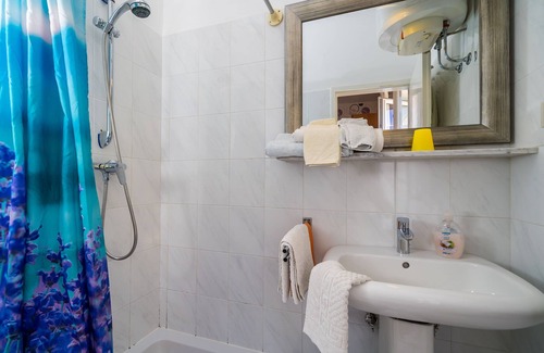 Mlini House | Apartment Villa Palma- Double Room with Balcony and Sea View