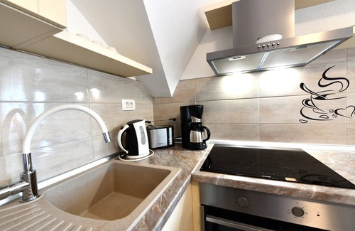 Seliste Dreznicko Apartment | Apartments and rooms Dragica, (16216), Selište Drežnicko, hr