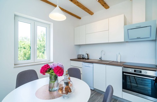 Cilipi Apartment | Apartments Amalija - Two Bedroom Apartment with Balcony and Sea View