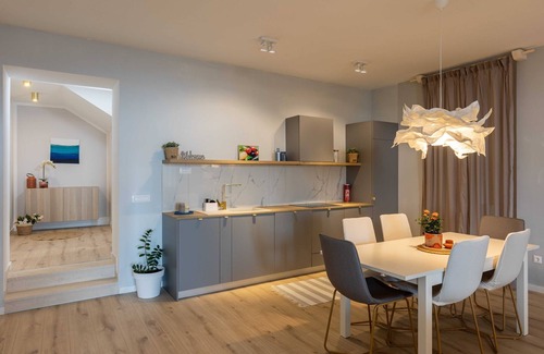 Gruz Apartment | Apartments aMare - Three Bedroom Apartment with Terrace and Jacuzzi