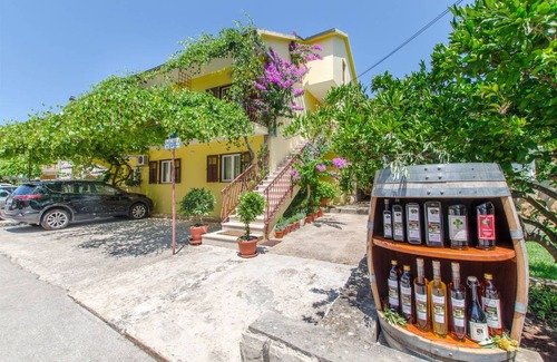 Vrboska Apartment | Apartments and Rooms Anita