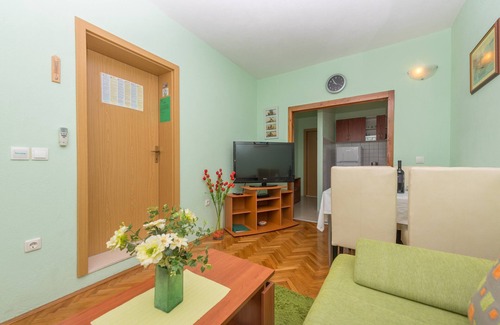 Vrpolje Apartment | Apartments and rooms Goran, (13628), Makarska, hr