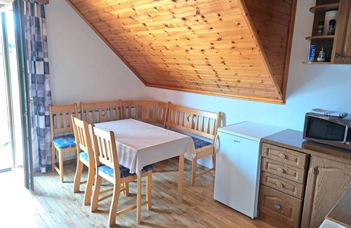 Catrnja Apartment | Apartments and rooms Zoran, (16223), Smoljanac, hr