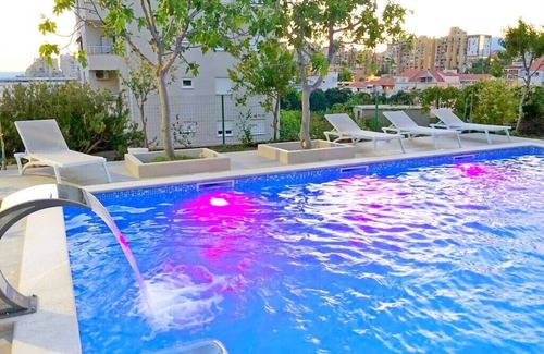 Znjan Apartment | Apartments and rooms Marija, (10100), Split, hr