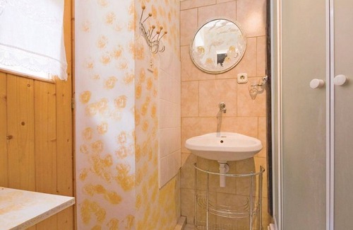 Sutomiscica Apartment | Apartments Branimir, (12565), Sutomišćica, Croatia