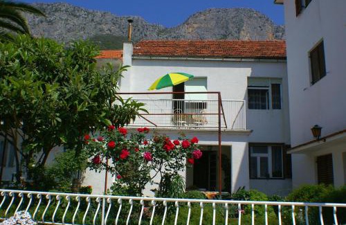 Brist Apartment | Apartments by the sea Brist, Makarska - 508