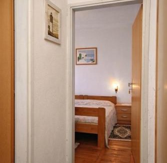 Klenovica Apartment | Apartments by the sea Klenovica, Novi Vinodolski - 5575