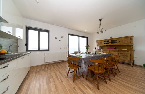 Jesenice House | Apartments D&M