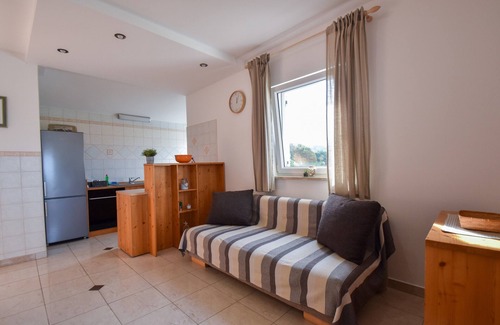 Banjol Apartment | Apartments Damir, (14320), Banjol, hr
