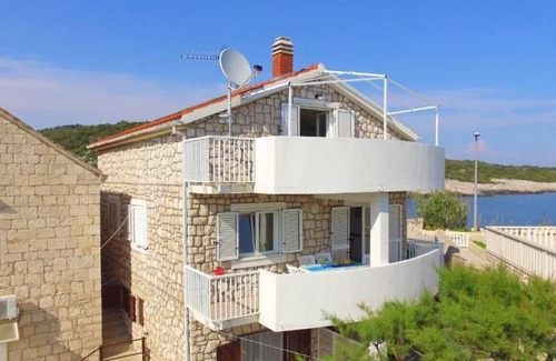 Rukavac Apartment | Apartments Davor, (15445), Rukavac, hr