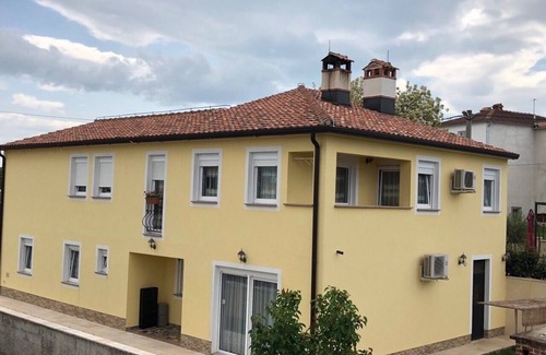 Porec Apartment | Apartments Flora offers accommodation in Poreč