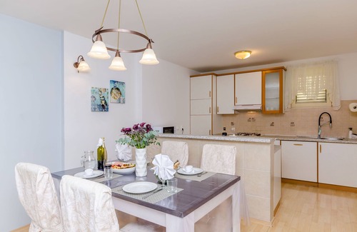 Vrboska Apartment | Apartments Vila Jelka (49712-A1) - Vrboska - island Hvar