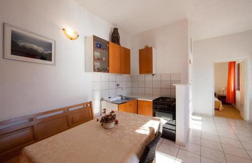 Zaklopatica Apartment | Apartments Hropić