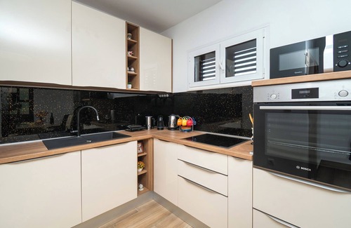 Podglavica Apartment | Apartments Hrvatić (21571-A1) - Rogoznica