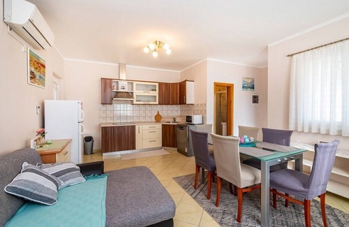 Razanac Apartment | Apartments Ivan, (14609), Ražanac, hr