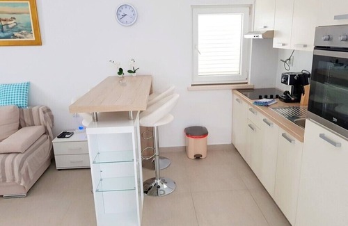 Lumbarda Apartment | Apartments Ivan, (15619), Lumbarda, hr