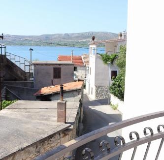 Jadrtovac Apartment | Apartments Ivana