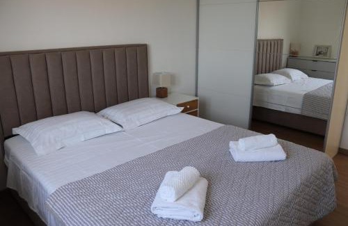 Jadrtovac Apartment | Apartments Ivana
