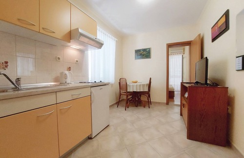 Ratac Apartment | Apartments Ivica, (7889), Makarska, hr