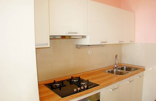 Pisak Apartment | Apartments Ivo, (2080), Pisak, hr