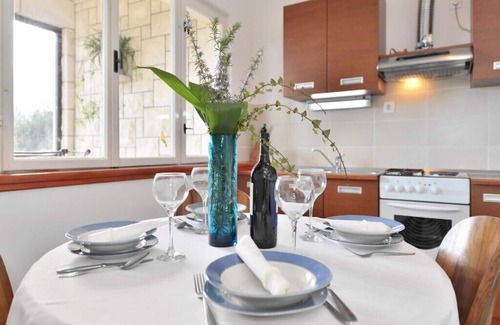 Sumartin Apartment | Apartments Lino, (14534), Sumartin, hr