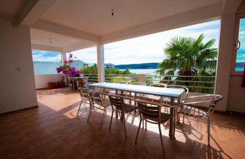 Seline Apartment | Apartments Maestral- on the beach
