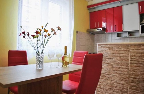 Gorinka Apartment | Apartments Margarita, (13836), Makarska, hr