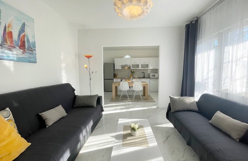 Vinisce Apartment | Apartments Marija, (14689), Vinišce, hr