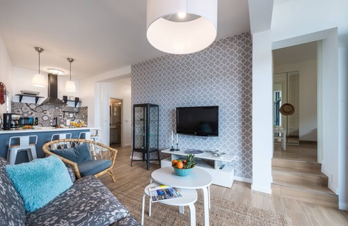 Plat Apartment | Apartments Maris-Two Bedroom Apartment with Terrace and Sea View-address Plat 21