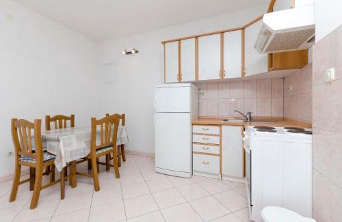 Pirovac Apartment | Apartments Mime