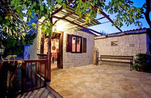 Seget Vranjica Apartment | Apartments Mirko, (10125), Seget Vranjic, hr