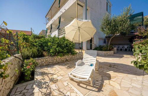 Slatine Apartment | Apartments Nada