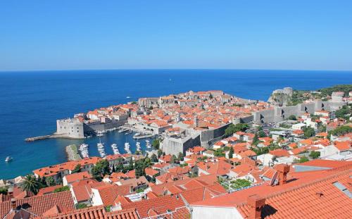 Ploce Apartment | Apartments Near Old Town