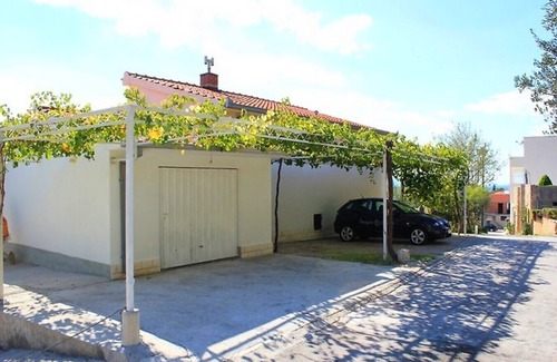 Pisak Apartment | Apartments Nikola, (14012), Pisak, hr